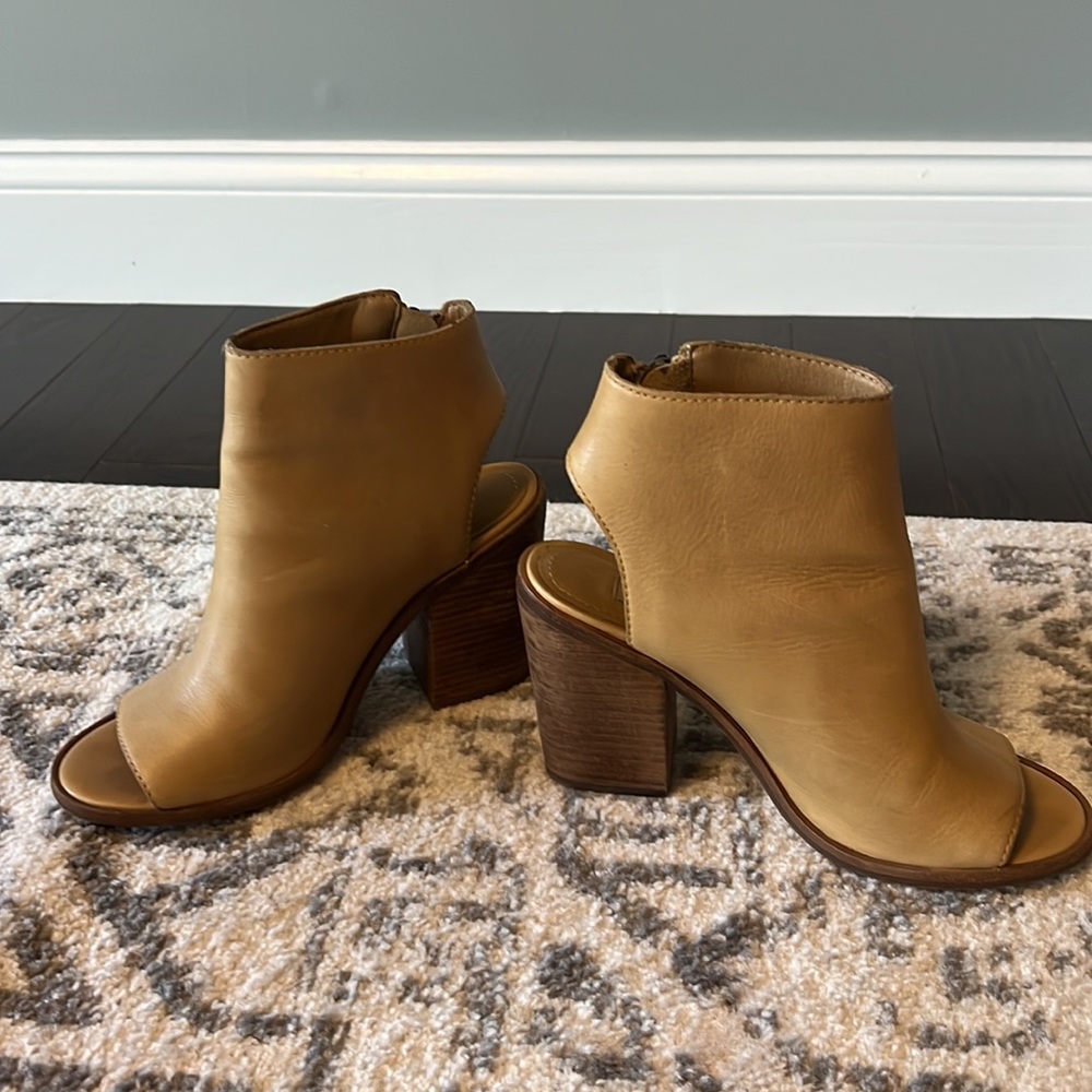 Steve Madden Terraa Camel Sling Back Block Open T… - image 4